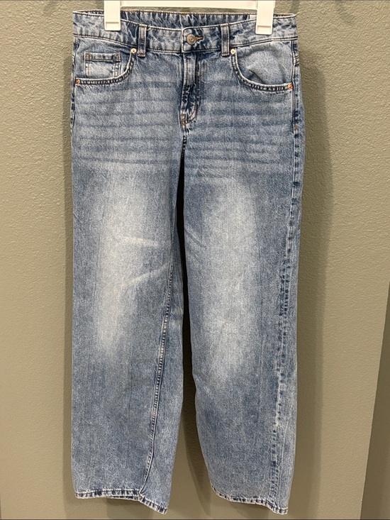 Divided Denim - Divided Women's Light Blue Straight-Leg Jeans